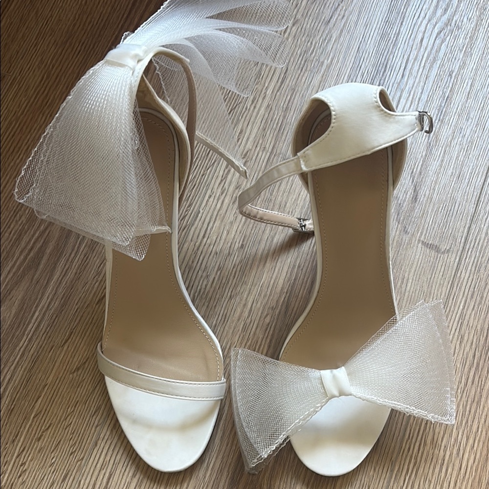 Elegant White Bow Heels